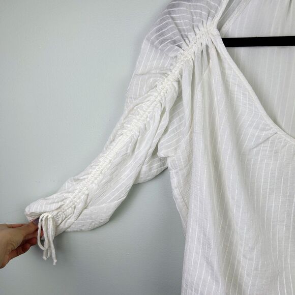 ASTR the Label Ruched Puff Long Sleeve Top White Sheer Pinstripe Blouse VNeck XS - Picture 5 of 15